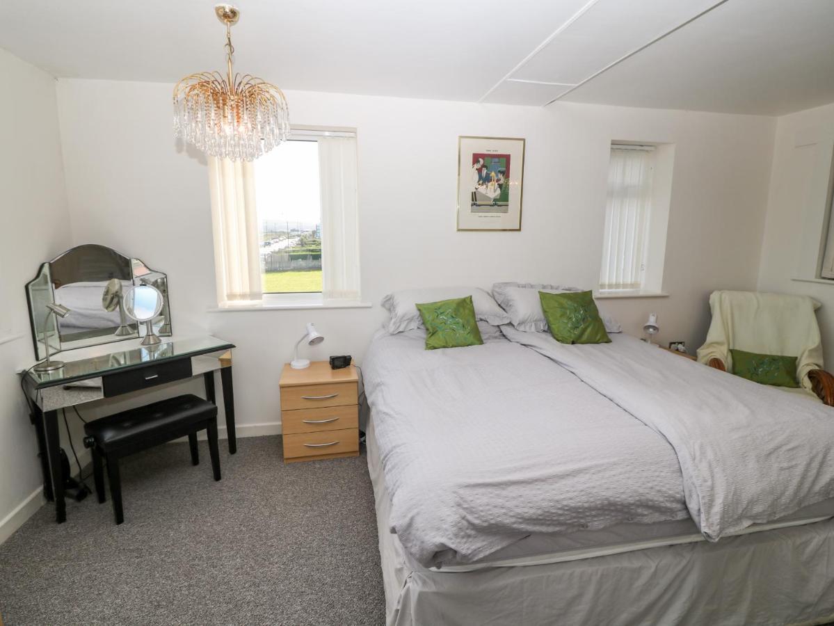 Sea View Apartment Pwllheli Kültér fotó