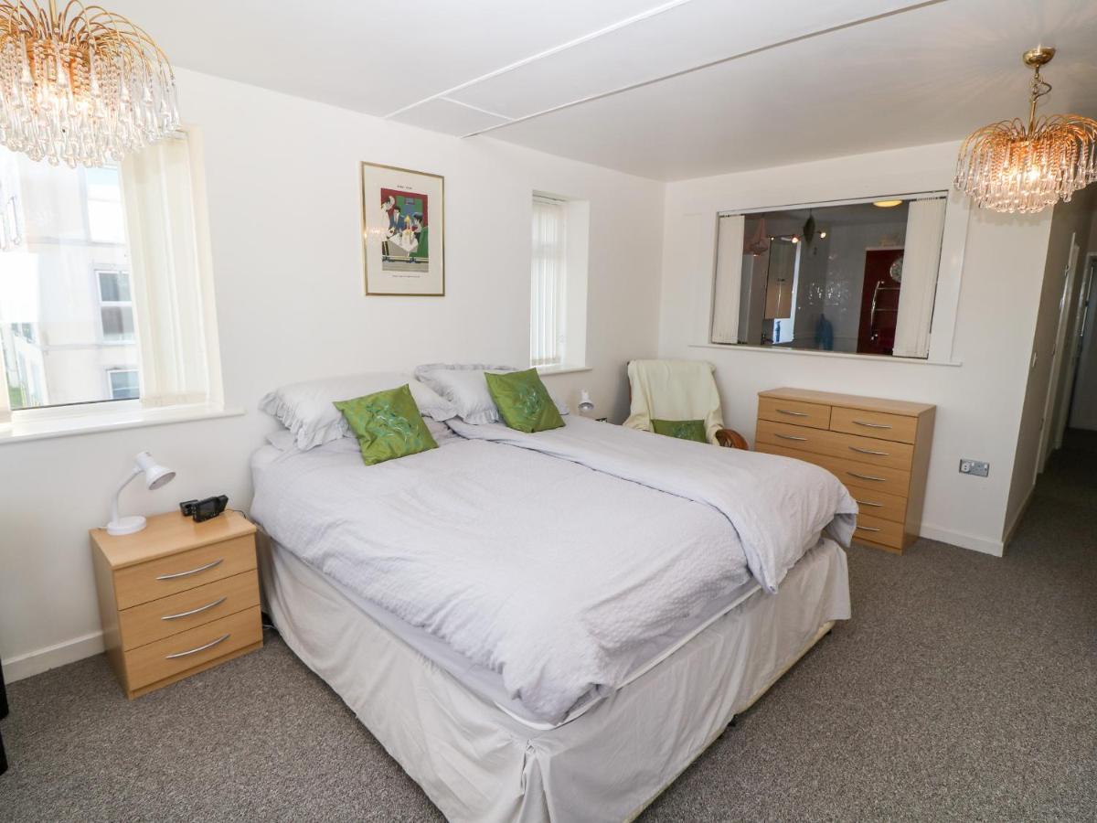 Sea View Apartment Pwllheli Kültér fotó