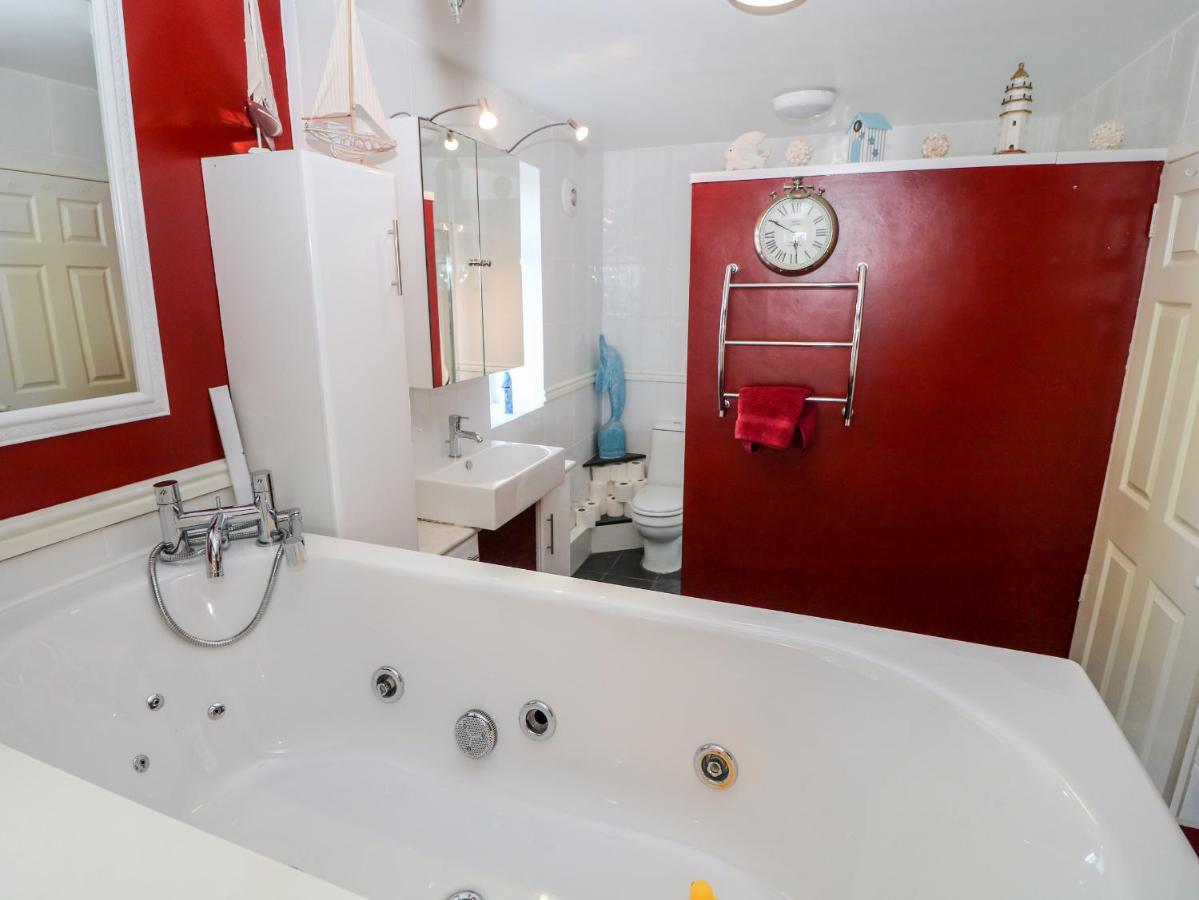 Sea View Apartment Pwllheli Kültér fotó